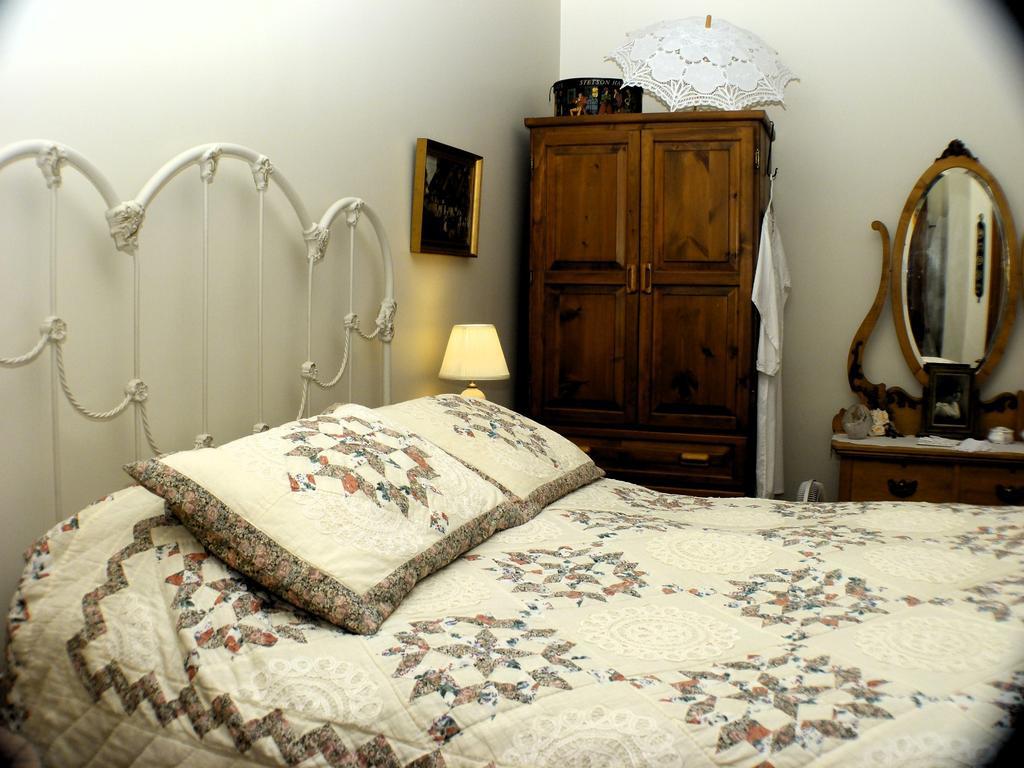 Doctor'S House B & B Tara Room photo