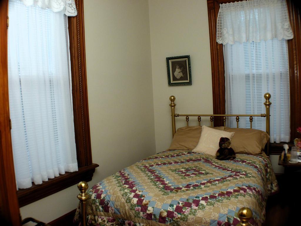 Doctor'S House B & B Tara Room photo