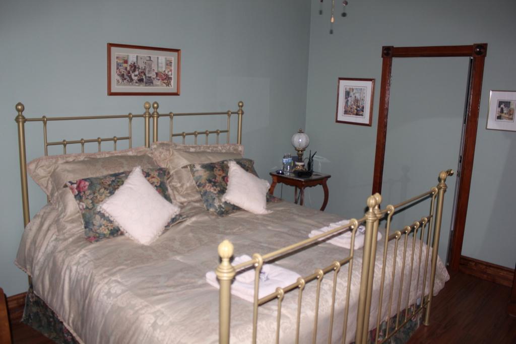 Doctor'S House B & B Tara Room photo